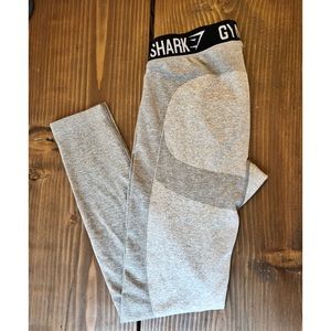 Gymshark Flex leggings light gray mark/ black